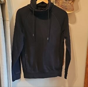 H&M Women's Dark Blue Collared Sweater